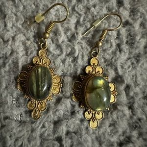 Labradorite fashion earrings gold plated 925 dimensions: 1 1/2 “ H.